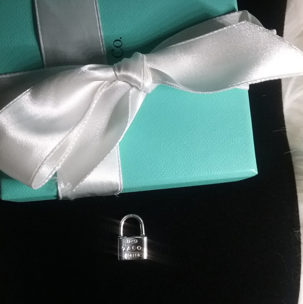 Tiffany mini lock charm